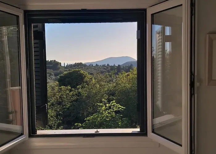 350m Above Sea * Vasiliki